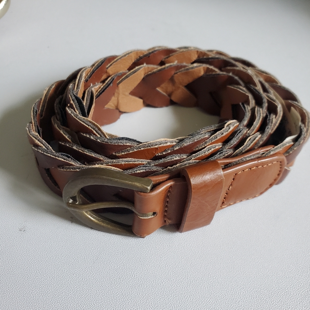 Costa Blanca faux leather braided belt